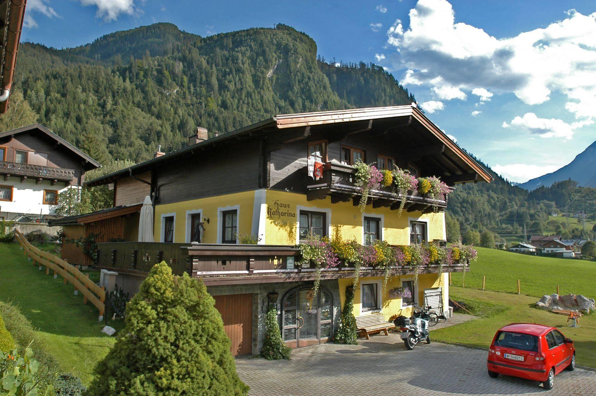 Haus Katharina, Summercard Included Kaprun Eksteriør bilde